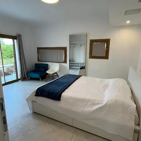 Casa de hóspedes The 3*